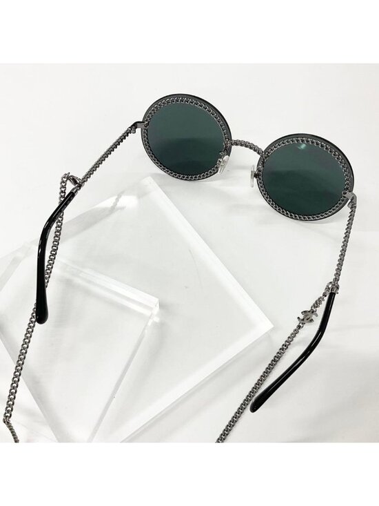 Chanel Sunglasses CC Logo Chain Eyewear Black main image 8